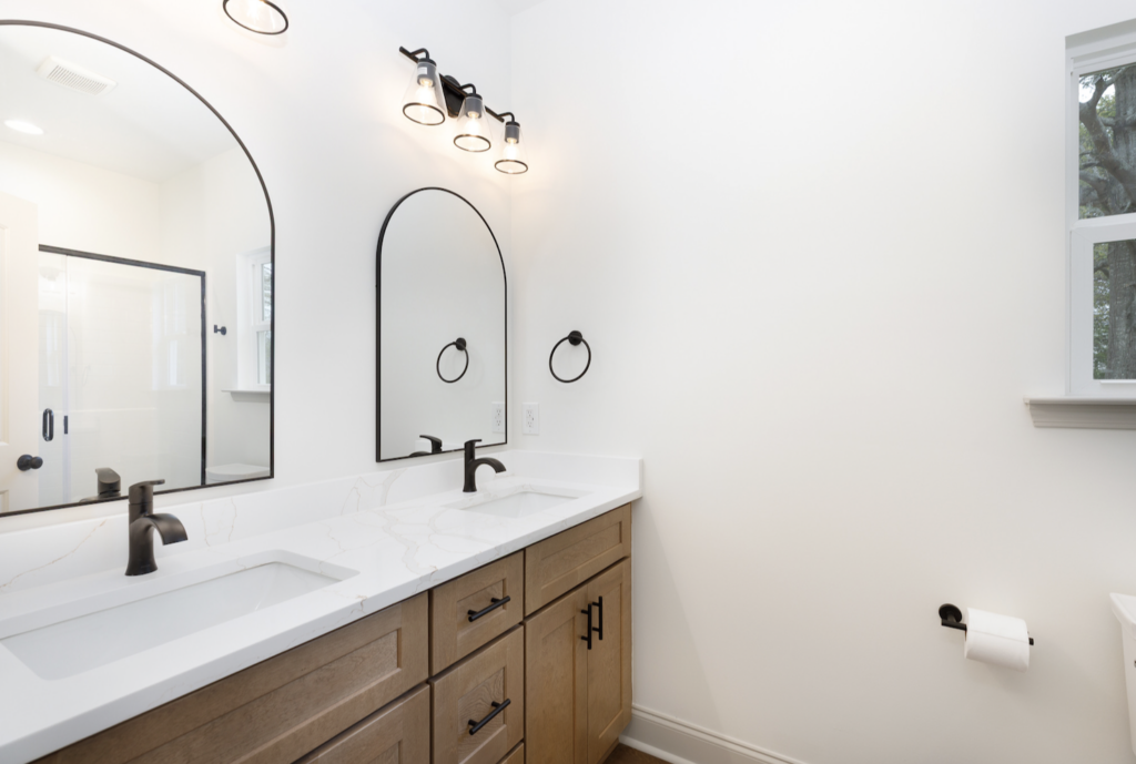 a white bathroom with clean paint